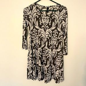 Yahada tunic dress